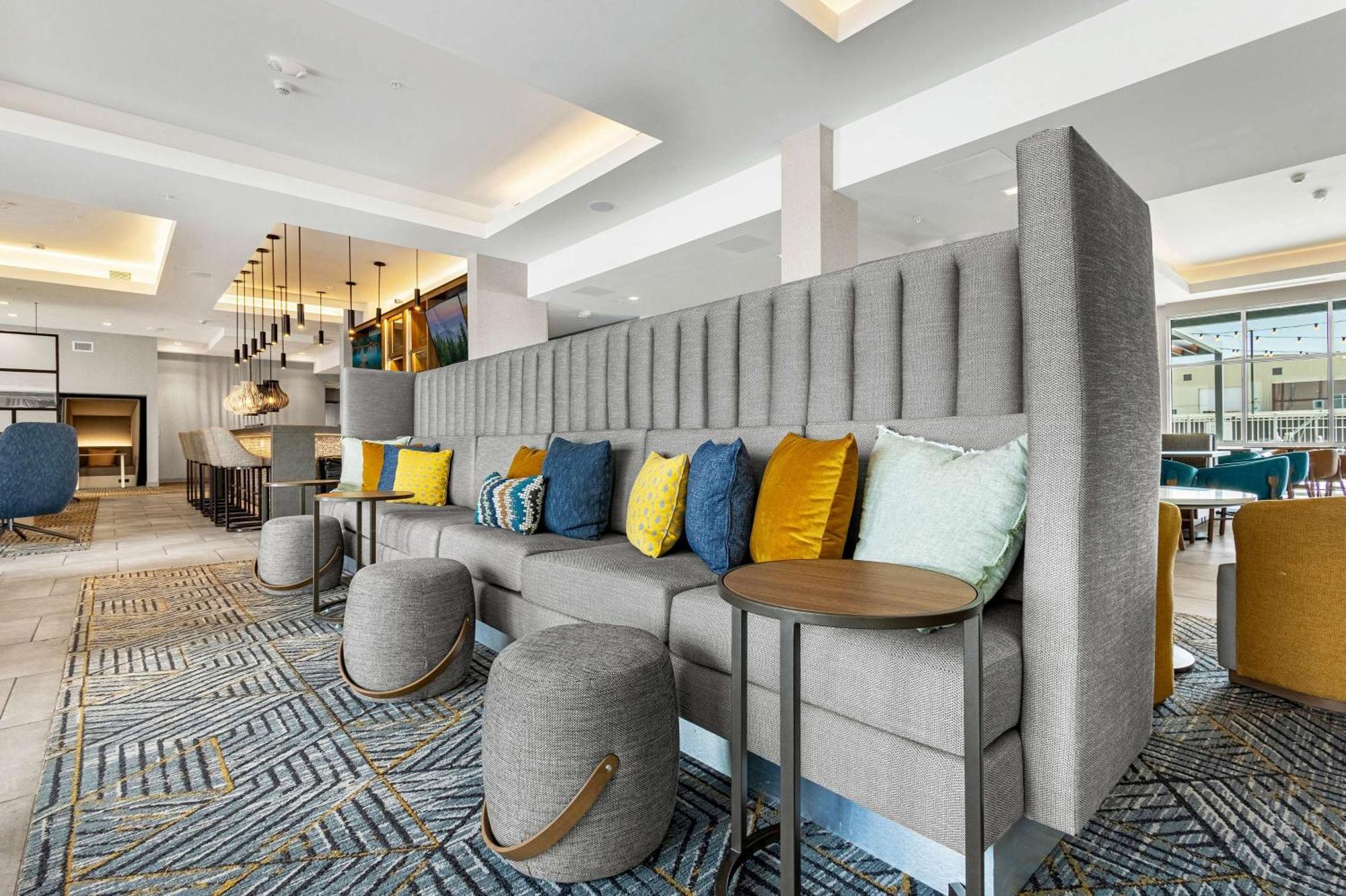 Homewood Suites By Hilton Colorado Springs Airport ภายนอก รูปภาพ