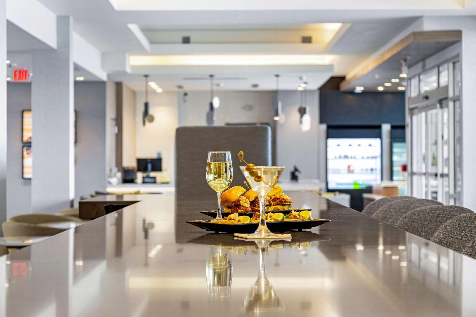 Homewood Suites By Hilton Colorado Springs Airport ภายนอก รูปภาพ