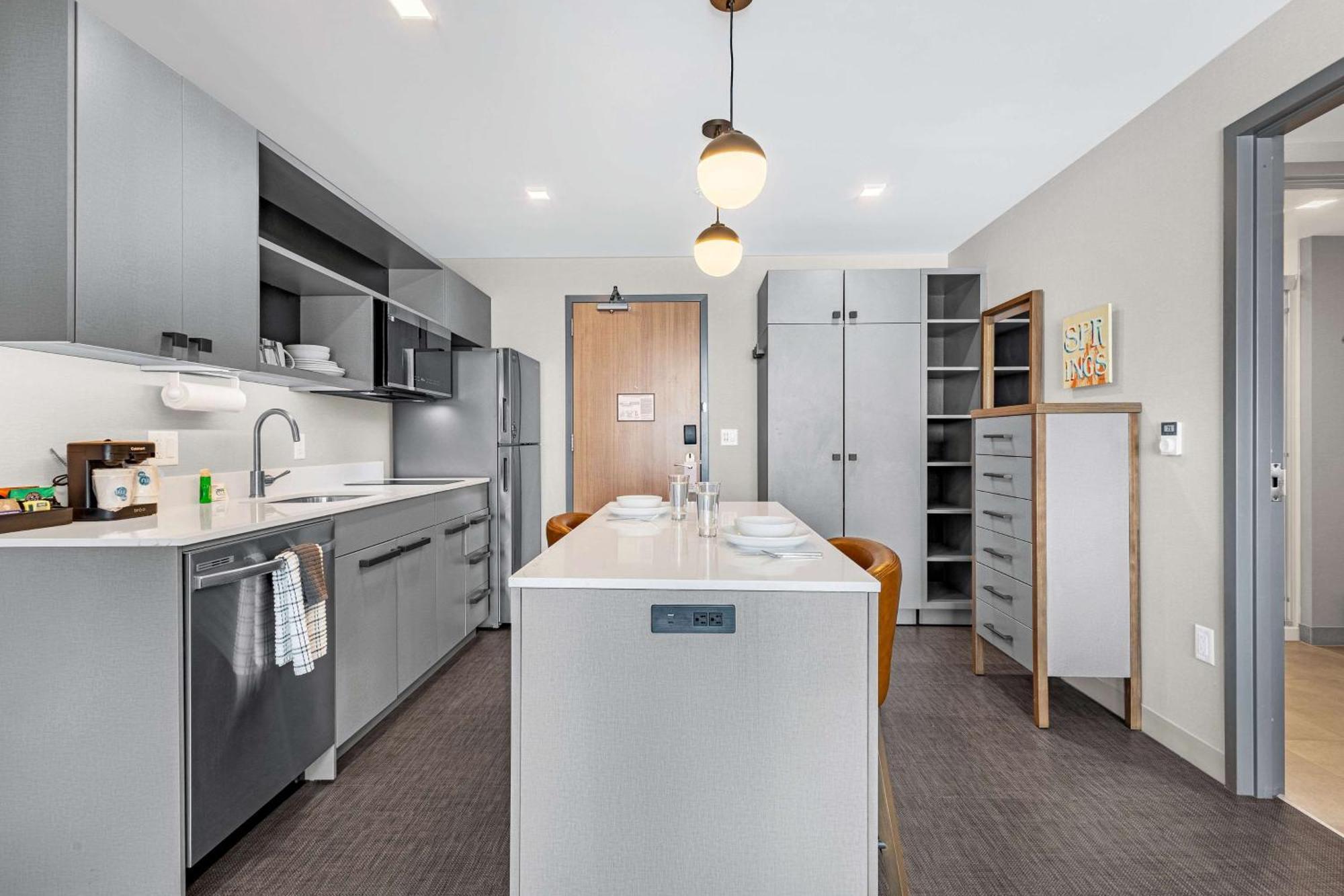 Homewood Suites By Hilton Colorado Springs Airport ภายนอก รูปภาพ