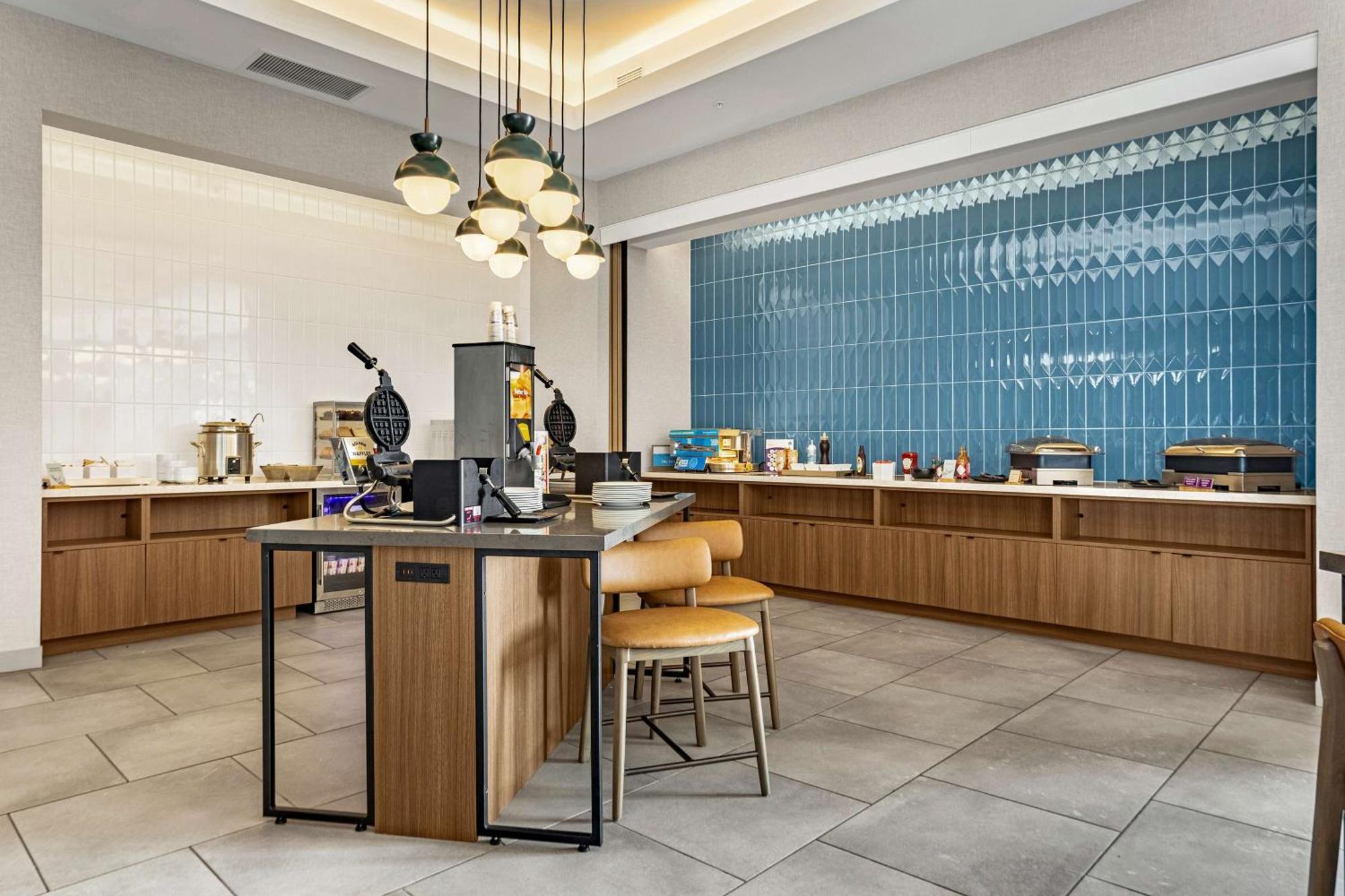 Homewood Suites By Hilton Colorado Springs Airport ภายนอก รูปภาพ